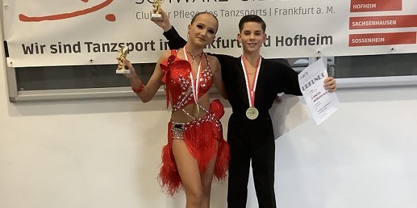 Largo und Eliana sind Hessische Meister der Junioren II B Latein und bereiten sich auf die Deutschen Meisterschaften vor